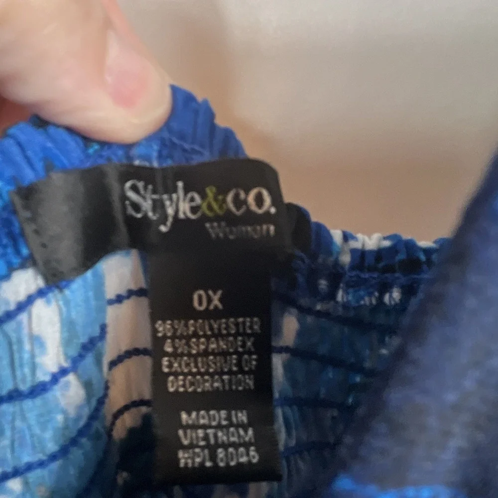 Style&co.  Size 0X Maxi Dress Paisley Beaded Blue White Black Sleeveless V-Neck‎
